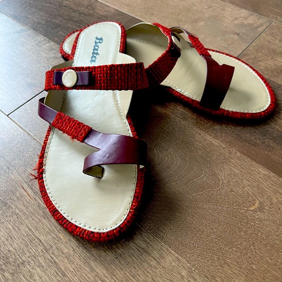 Bata flats size 7 - Picture 1 of 1